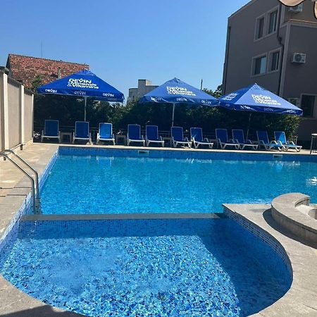 Vemara City Boutique Hotel-Free Parking Varna Exteriör bild