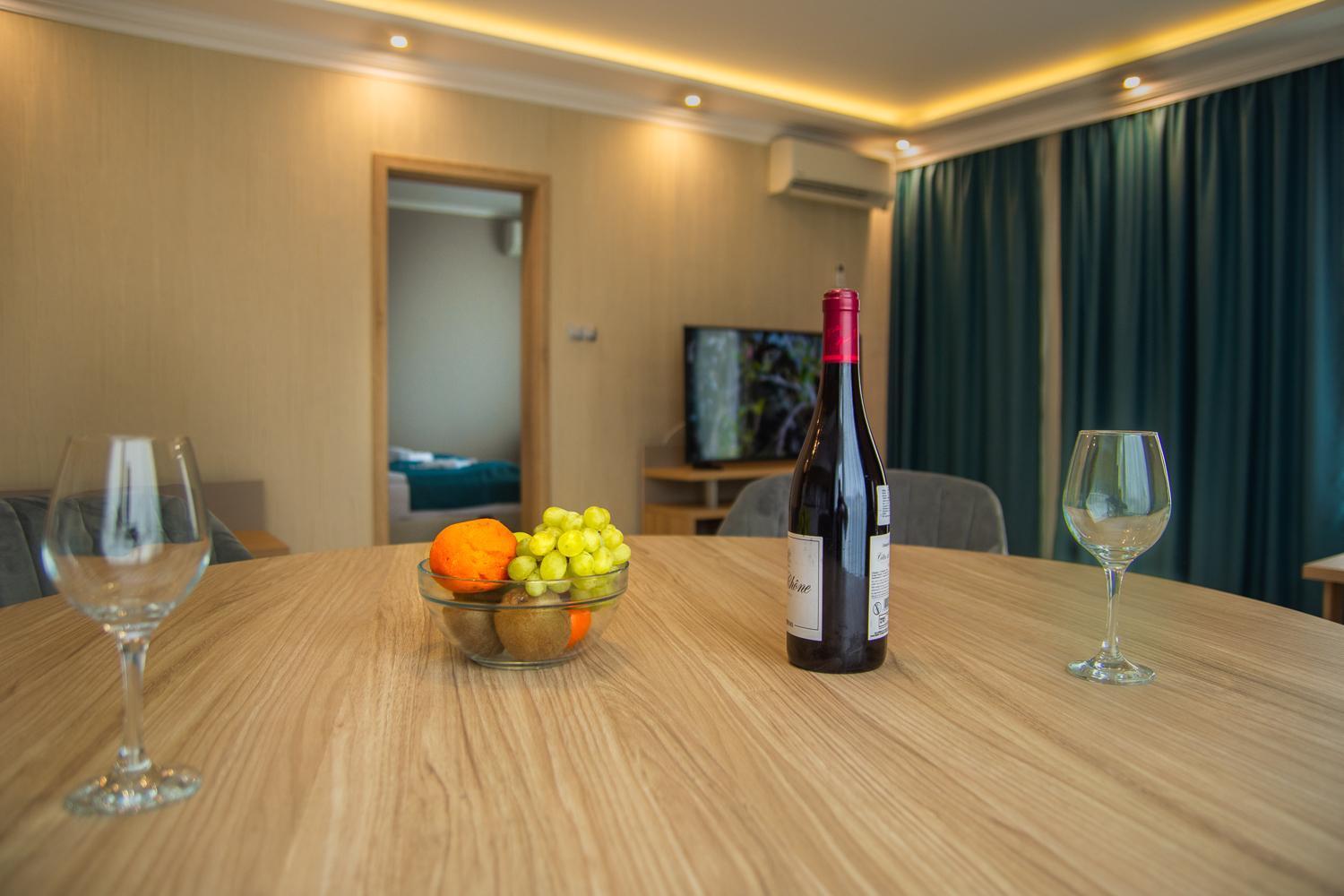 Vemara City Boutique Hotel-Free Parking Varna Exteriör bild