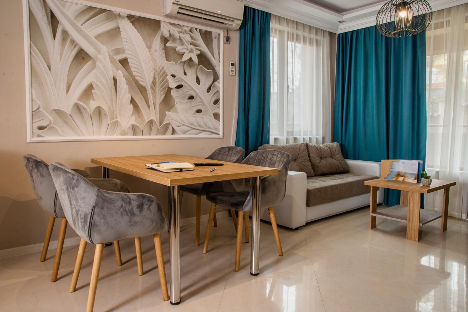 Vemara City Boutique Hotel-Free Parking Varna Exteriör bild
